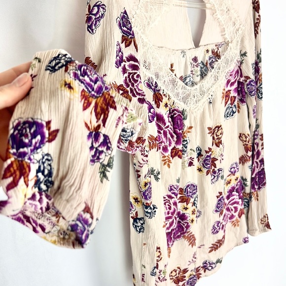 BEBOP | 💐Floral Print Lace Trim Round Collar Long-Sleeved Loose Lightweight Top - Picture 4 of 8